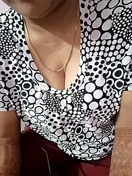 Snapshot of Richarani321 chatting on October 2025 06:34:01 PM Richarani321 online show from October 2025 06:34:01 PM