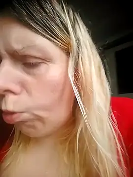 Snapshot of Lana-murr chatting on October 2025 07:32:01 AM Lana-murr online show from October 2025 07:32:01 AM