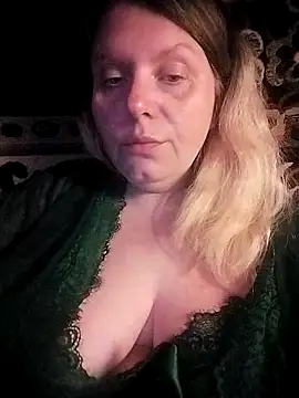 Lana-murr online show from April 2026 07:44:02 PM