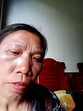 bella-la online show from November 2025 07:51:02 AM