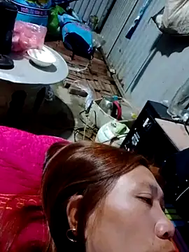 bella-la online show from February 2026 12:10:01 PM