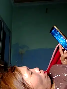 bella-la online show from February 2026 01:06:01 PM