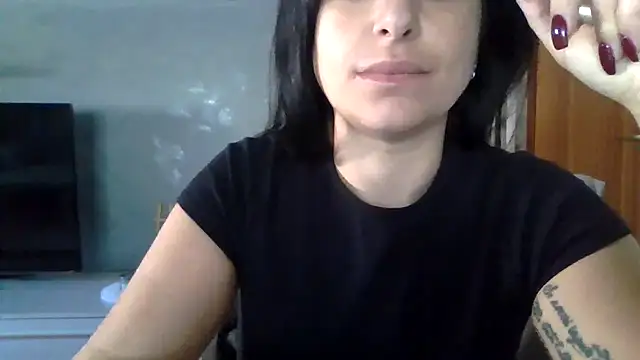 Snapshot of 4clarissa chatting on November 2025 08:14:01 AM 4clarissa online show from November 2025 08:14:01 AM