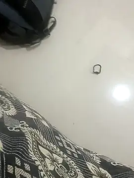 Snapshot of bigtelugubhama chatting on October 2025 04:08:02 PM bigtelugubhama online show from October 2025 04:08:02 PM