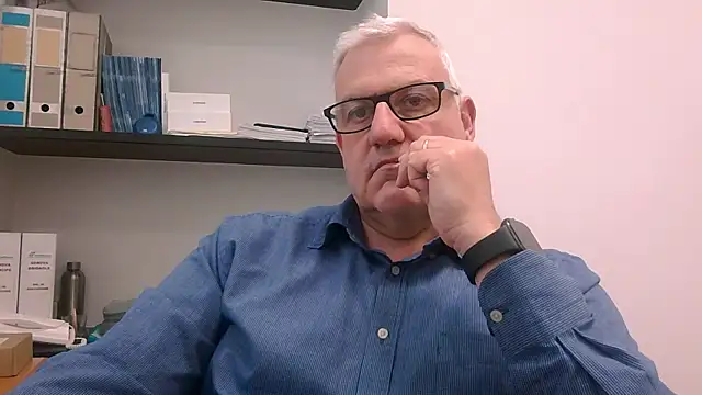 Snapshot of Diegoriv71 chatting on May 2026 12:34:02 PM Diegoriv71 online show from May 2026 12:34:02 PM