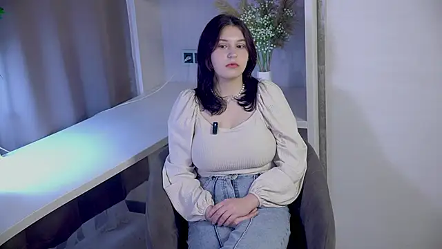 Snapshot of DevonaBedard chatting on October 2025 03:54:02 AM DevonaBedard online show from October 2025 03:54:02 AM