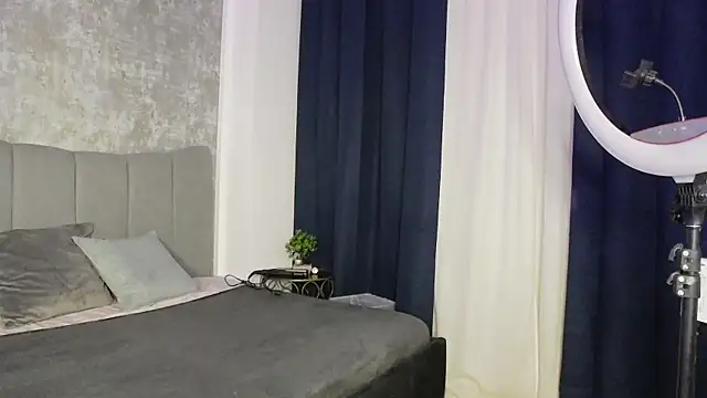 NattyMoonx online show from December 2025 08:02:01 PM