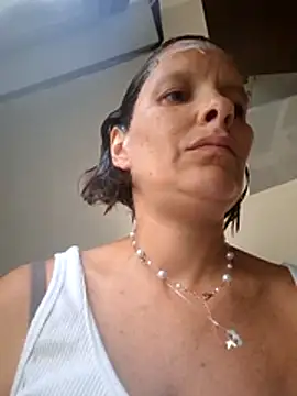 Piediniecollant online show from July 2026 01:02:01 PM
