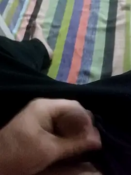 Snapshot of centro6891 chatting on February 2026 09:25:02 PM centro6891 online show from February 2026 09:25:02 PM