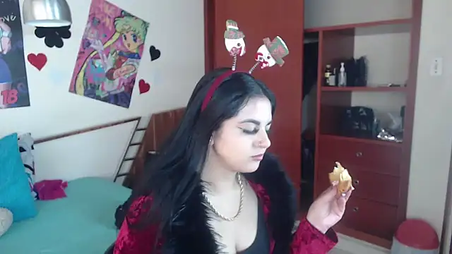 Snapshot of EmmilyConnor chatting on December 2025 02:26:01 PM EmmilyConnor online show from December 2025 02:26:01 PM