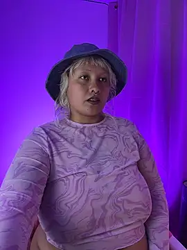 pinkbaddie777 online show from January 2026 05:00:02 AM