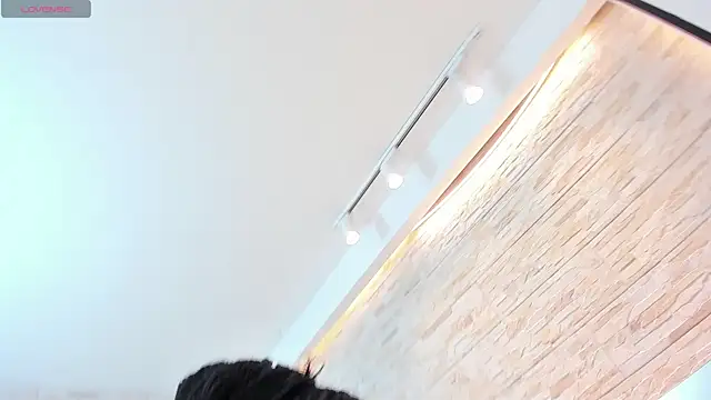 sheinny brown online show from December 2025 07:53:02 PM