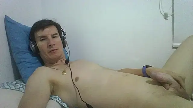 carliesexyman online show from December 2025 02:51:02 AM