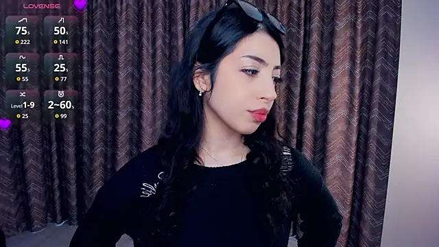 Snapshot of TonjaNeace chatting on November 2025 04:44:01 AM TonjaNeace online show from November 2025 04:44:01 AM