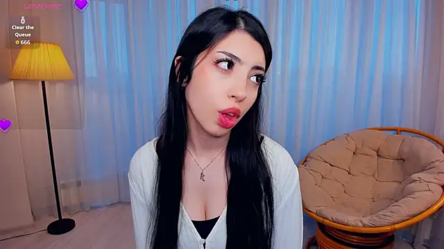 Snapshot of TonjaNeace chatting on December 2025 05:05:01 AM TonjaNeace online show from December 2025 05:05:01 AM