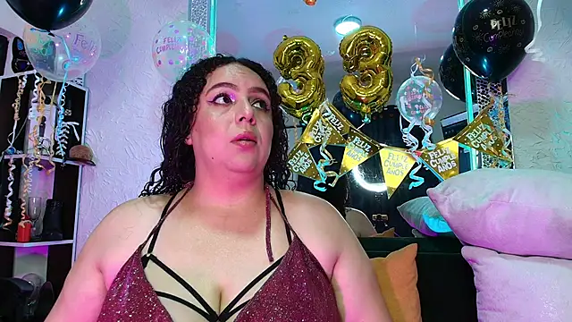 Snapshot of Natasha_Amber chatting on December 2025 02:15:01 PM Natasha Amber online show from December 2025 02:15:01 PM