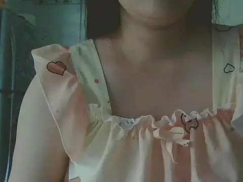 -Lisa-123 online show from November 2025 12:46:02 AM