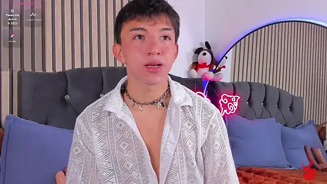 joji Spencer online show from April 2026 04:01:01 AM