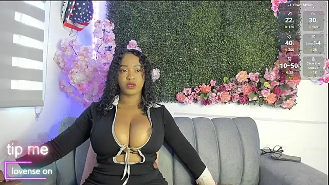 Snapshot of Doris_cruzz chatting on January 2026 01:50:01 PM Doris cruzz online show from January 2026 01:50:01 PM