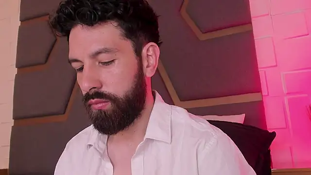 jackfoden01 online show from December 2025 01:51:02 PM