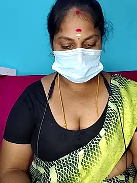 deepikasree143 online show from November 2025 03:55:01 PM