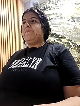 Snapshot of Naaoomii1 chatting on October 2025 12:17:02 PM Naaoomii1 online show from October 2025 12:17:02 PM