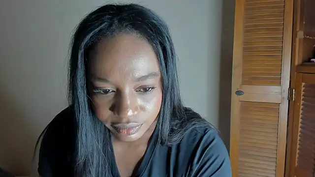 Snapshot of _Chaina chatting on December 2025 06:04:02 PM Chaina online show from December 2025 06:04:02 PM