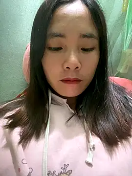 Snapshot of Elysia-007 chatting on October 2025 12:22:01 AM Elysia-007 online show from October 2025 12:22:01 AM