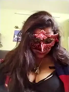 Snapshot of LOVE__RANI chatting on November 2025 06:57:02 PM LOVE RANI online show from November 2025 06:57:02 PM