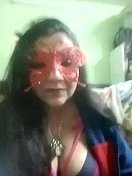 Snapshot of LOVE__RANI chatting on December 2025 12:21:02 PM LOVE RANI online show from December 2025 12:21:02 PM