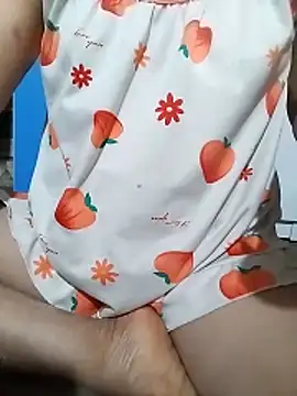 -Hazel-123 online show from November 2025 01:10:01 PM