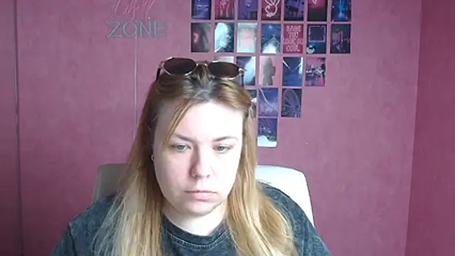 SusannaNight online show from May 2026 05:25:02 AM