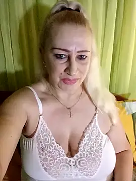 Esenia505 online show from February 2026 04:43:02 AM