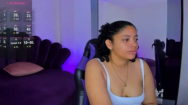 Snapshot of Siara_24 chatting on October 2025 02:07:02 PM Siara 24 online show from October 2025 02:07:02 PM