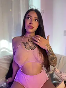 AshleyWinslow online show from April 2026 01:59:01 PM