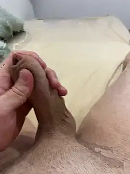 Boysbouy online show from February 2026 08:05:01 PM