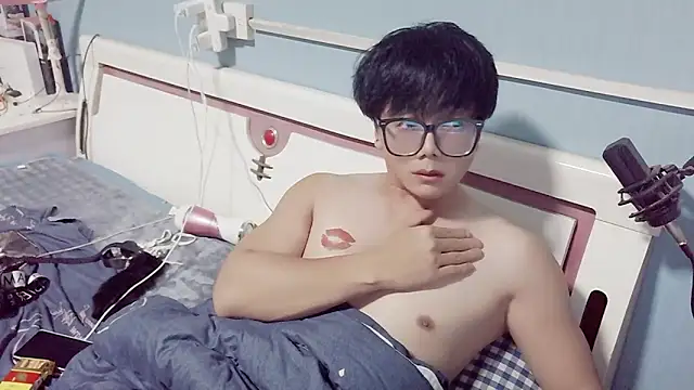 Snapshot of chenwen520 chatting on October 2025 02:07:02 PM chenwen520 online show from October 2025 02:07:02 PM