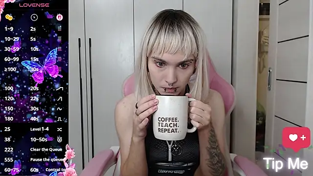 ElixabetANG online show from November 2025 12:56:02 AM