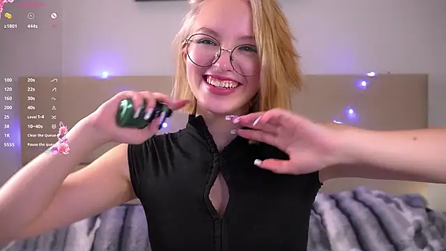 VetaManhardt online show from February 2026 08:58:01 PM