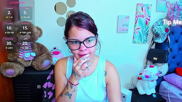 Emma boo online show from January 2026 04:22:02 PM