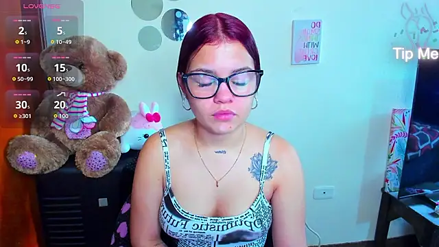 Emma boo online show from March 2026 03:29:01 PM