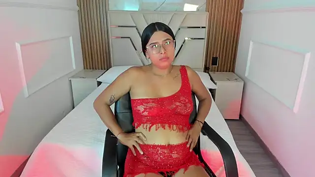 Snapshot of NaraBloom chatting on November 2025 01:01:02 PM NaraBloom online show from November 2025 01:01:02 PM