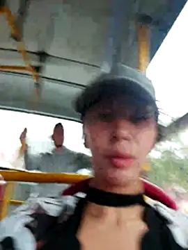 Moon And Sunn online show from December 2025 02:47:01 PM