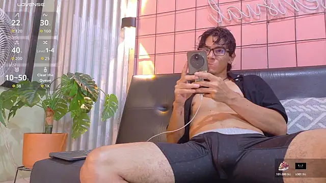 Snapshot of kane_del_toro chatting on November 2025 02:14:02 AM kane del toro online show from November 2025 02:14:02 AM