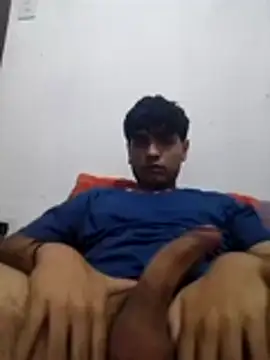 Snapshot of Rizos20cm chatting on November 2025 04:34:02 AM Rizos20cm online show from November 2025 04:34:02 AM