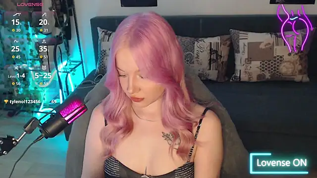 Snapshot of lisa_alen chatting on November 2025 06:37:02 AM lisa alen online show from November 2025 06:37:02 AM