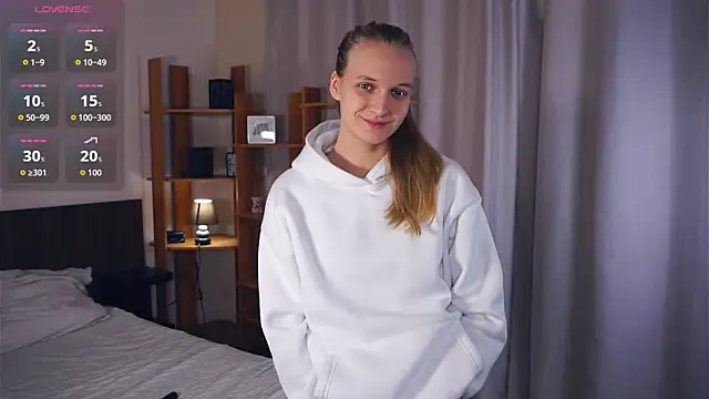 Snapshot of DierdreJacobsohn chatting on December 2025 06:19:02 AM DierdreJacobsohn online show from December 2025 06:19:02 AM