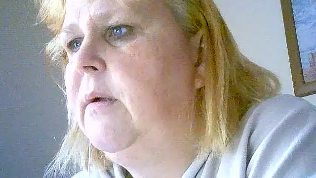 Snapshot of Sylviastar46 chatting on November 2025 09:26:02 AM Sylviastar46 online show from November 2025 09:26:02 AM