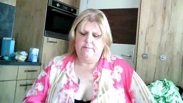 Sylviastar46 online show from March 2026 09:14:01 AM