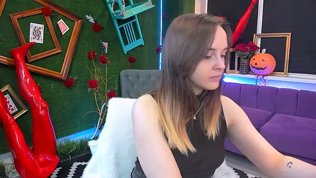 IreneBailey online show from October 2025 09:33:01 AM